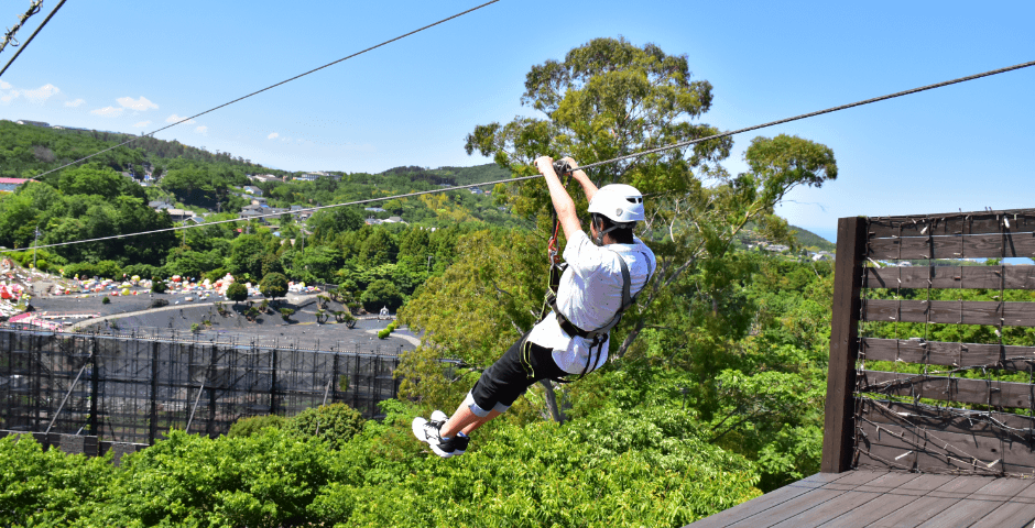 ZIPLINE 風景　側面 景色